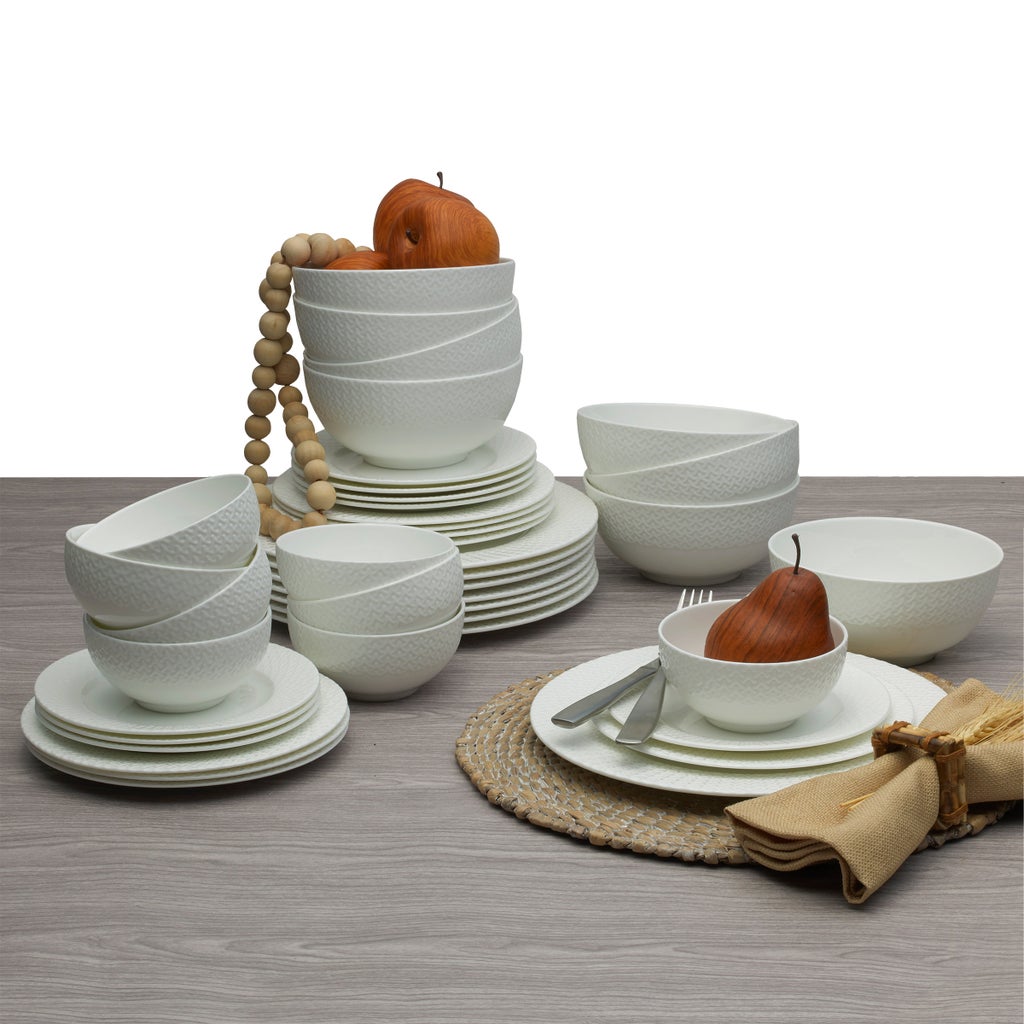 Dinnerware Kenya- Mikasa Lattice 40-Piece Bone China Dinnerware Set
